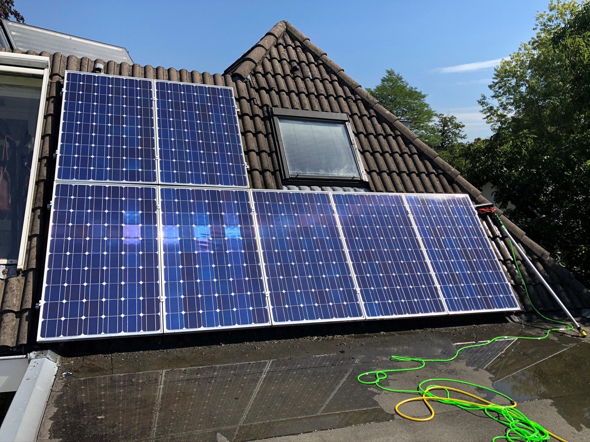 Glazenwasser Eindhoven en omstreken Zonnepanelen1 schoon Oirschot