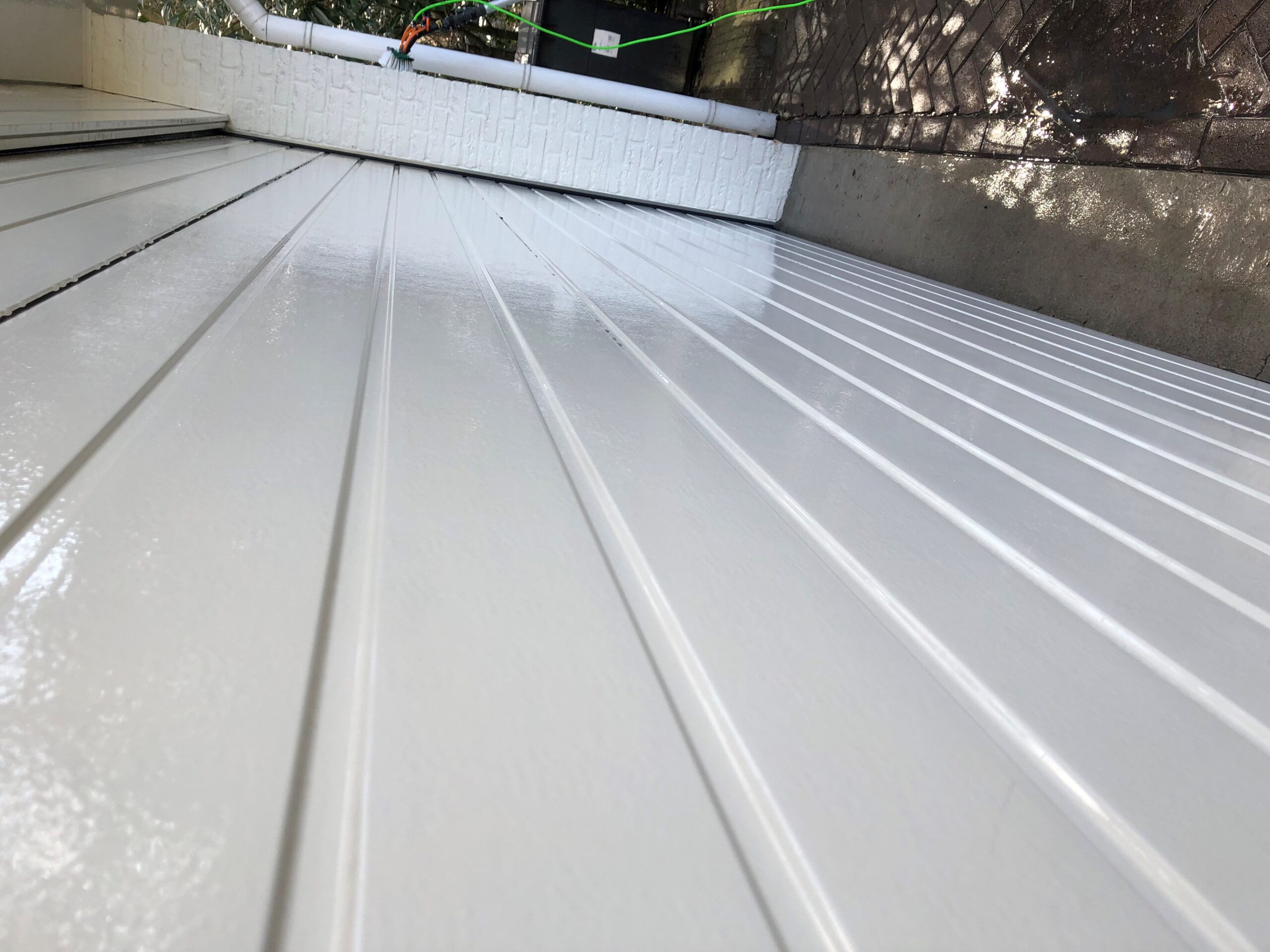 Glazenwasser Eindhoven en omstreken garagedeur1 schoon Geldrop